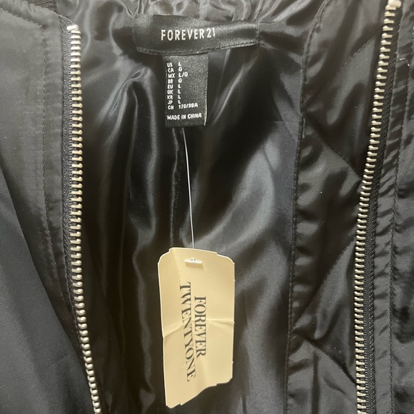 Forever 21 Black Bomber Jacket that says Love Yourself - Picture 2 of 6